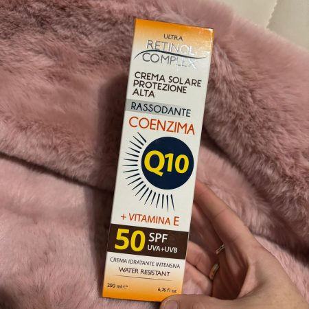 Protector Solar 50spf uva+uvb Retinol complex