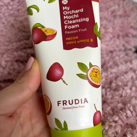 Exfoliante facial Frudia My Orchard Mochi Cleansing Foam Maracuyá